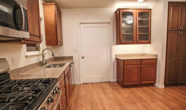 4417 E St, Sacramento, CA 95819