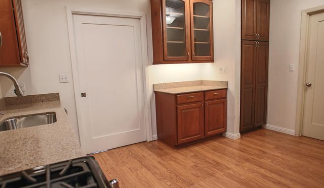 4417 E St, Sacramento, CA 95819