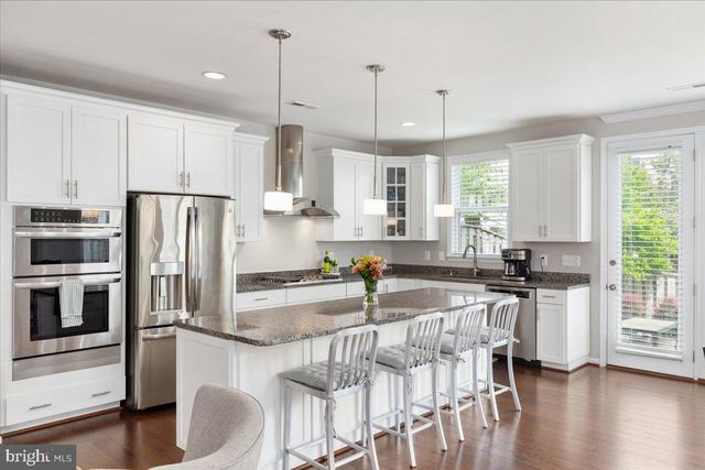 42272 KNOTTY OAK TER, Brambleton, VA 20148