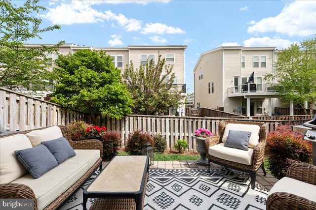 42272 KNOTTY OAK TER, Brambleton, VA 20148