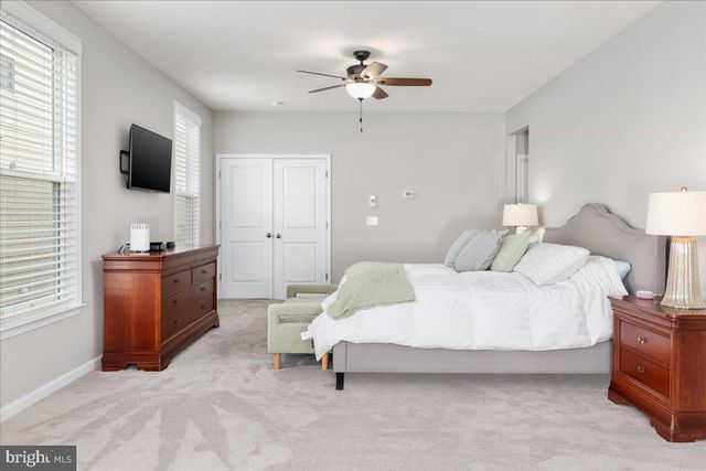 42272 KNOTTY OAK TER, Brambleton, VA 20148
