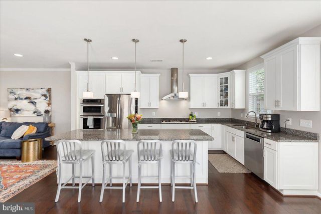 42272 KNOTTY OAK TER, Brambleton, VA 20148