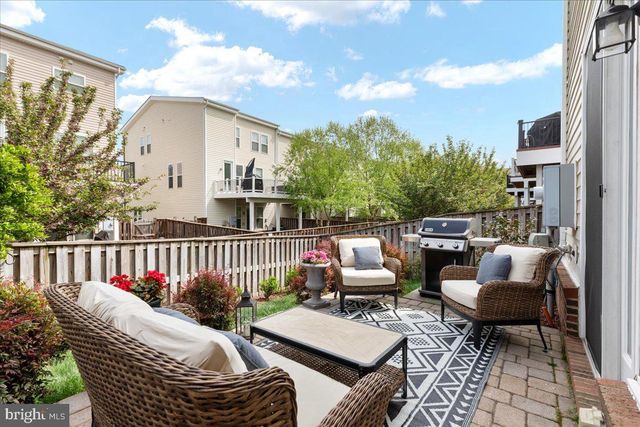 42272 KNOTTY OAK TER, Brambleton, VA 20148