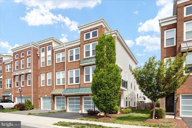 42272 KNOTTY OAK TER, Brambleton, VA 20148