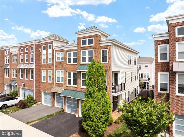 42272 KNOTTY OAK TER, Brambleton, VA 20148