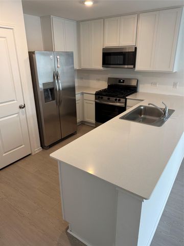 2324 Dust Devil DR, Lockhart, TX 78644