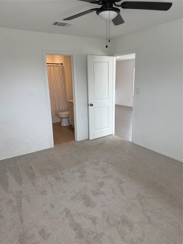 2324 Dust Devil DR, Lockhart, TX 78644