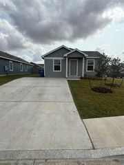2324 Dust Devil DR, Lockhart, TX 78644