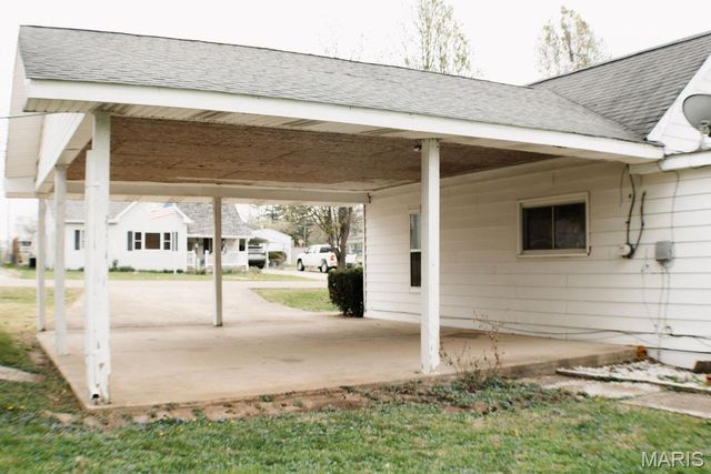 113 S Ravencrest Street, Desloge, MO 63601