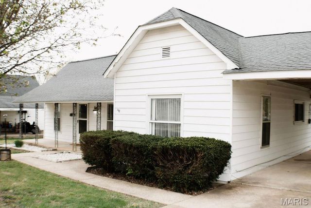 113 S Ravencrest Street, Desloge, MO 63601