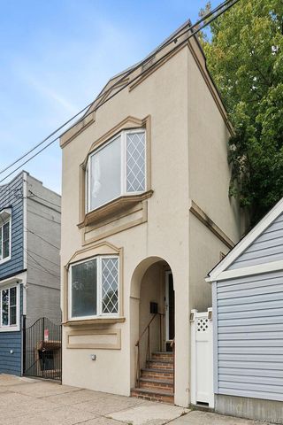 7809 77th Avenue 2, Glendale, NY 11385