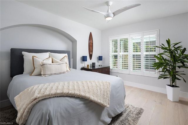 1070 5th ST S 4, Naples, FL 34102