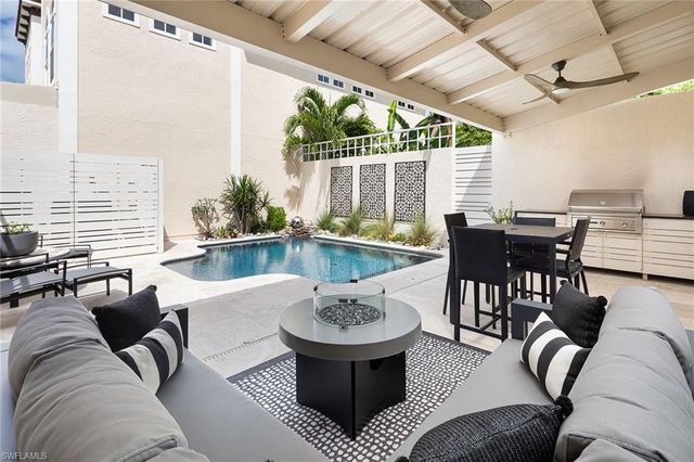 1070 5th ST S 4, Naples, FL 34102