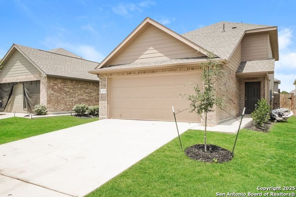 10335 Green Branch, San Antonio, TX 78223