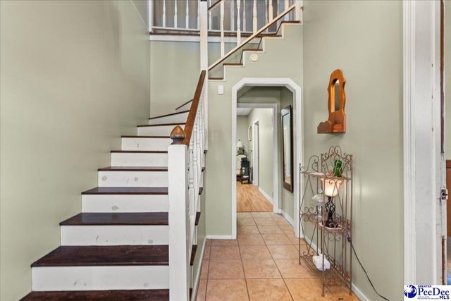 706 Poor Farm Rd, Effingham, SC 29541