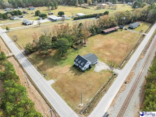 706 Poor Farm Rd, Effingham, SC 29541