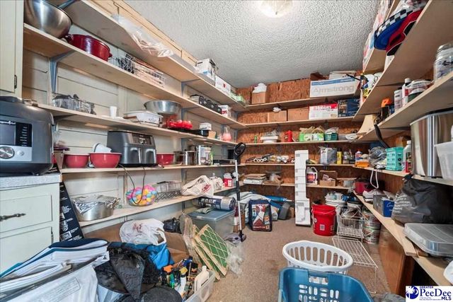 706 Poor Farm Rd, Effingham, SC 29541