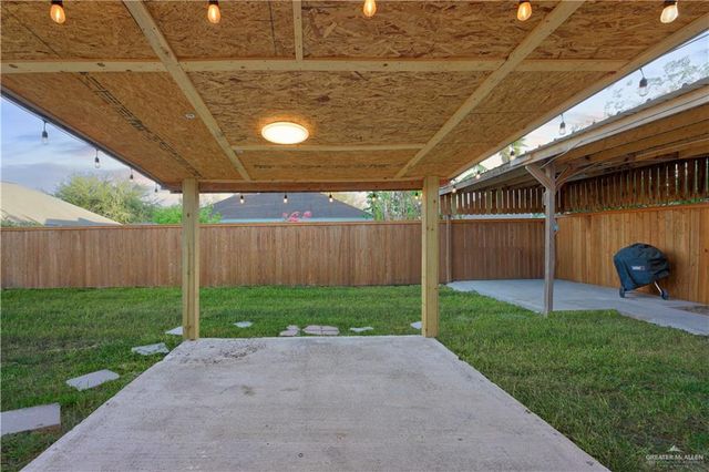 3812 Gabriella Drive, Weslaco, TX 78599