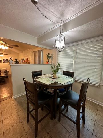 1104 Appian Way, Dothan, AL 36303