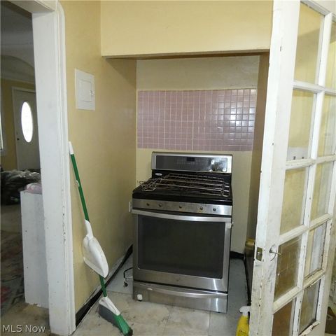 13187 Forestdale Drive, Garfield Heights, OH 44125