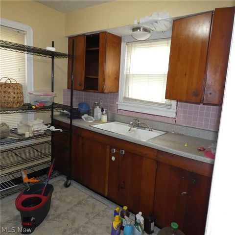 13187 Forestdale Drive, Garfield Heights, OH 44125