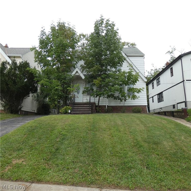 13187 Forestdale Drive, Garfield Heights, OH 44125