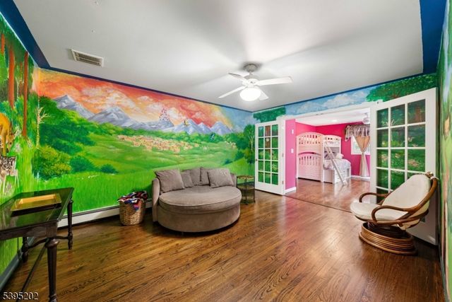 2 Unami Ln, Scotch Plains Twp., NJ 07076