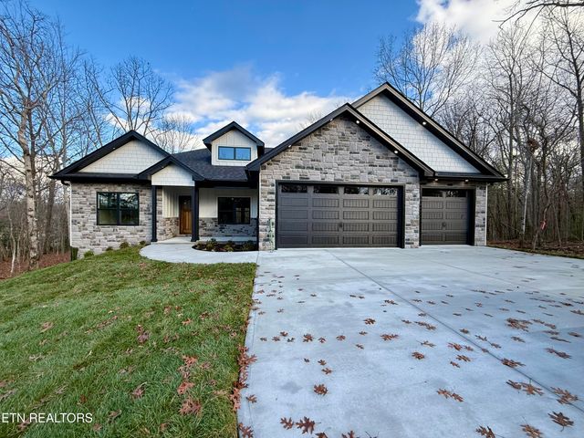 605 Westchester Drive, Crossville, TN 38558