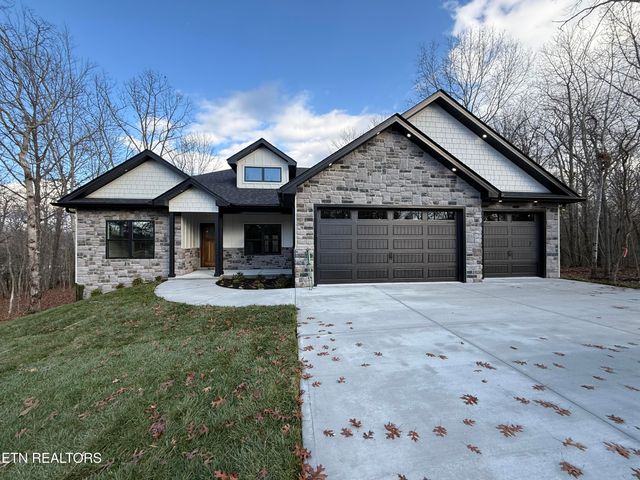 605 Westchester Drive, Crossville, TN 38558