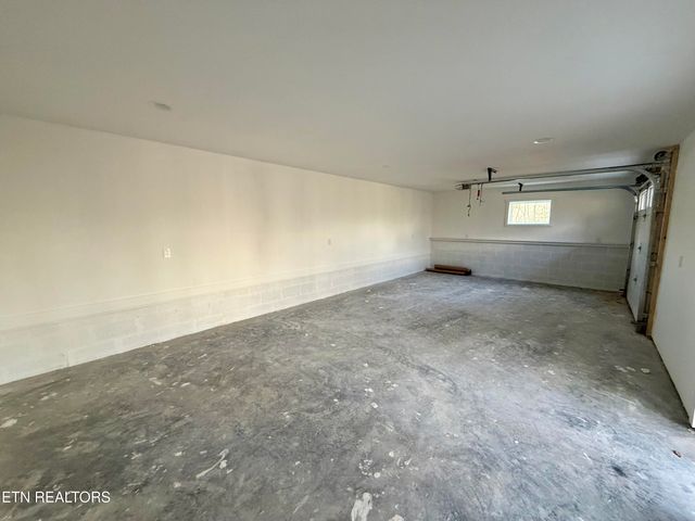 605 Westchester Drive, Crossville, TN 38558