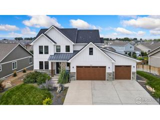 7061 Sage Meadows Dr, Wellington, CO 80549