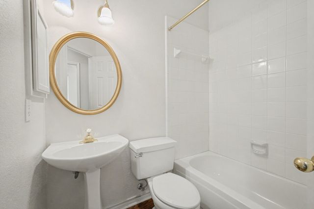 1323 Edgewood Court, Carrollton, TX 75007