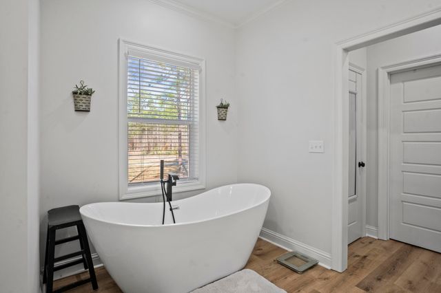 193 Entrekin Rd., Purvis, MS 39475