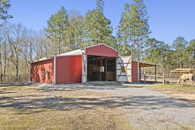 193 Entrekin Rd., Purvis, MS 39475