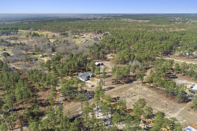 193 Entrekin Rd., Purvis, MS 39475