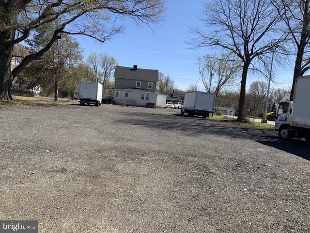 3025 OLD WASHINGTON RD, Waldorf, MD 20601