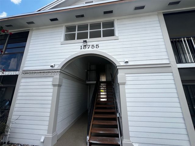 18755 NW 62nd Ave 204, Hialeah, FL 33015