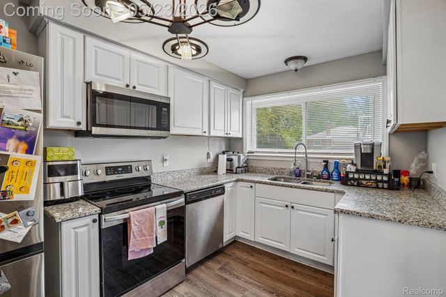 13456 Garfield, Redford Charter Township, MI 48239