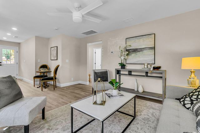 635 Sequoia Street, Charleston, SC 29407