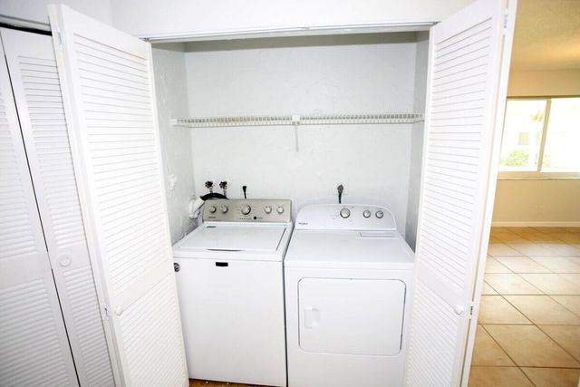 6459 Boca Circle, Boca Raton, FL 33433