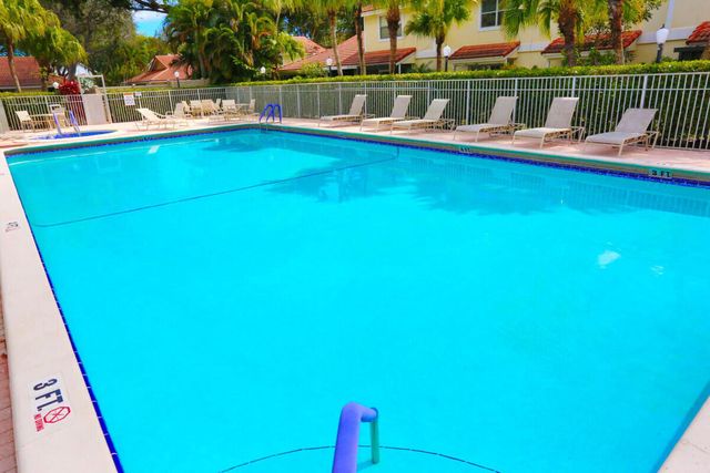 6459 Boca Circle, Boca Raton, FL 33433