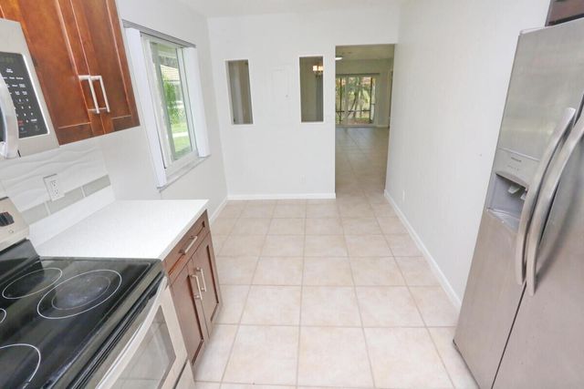 6459 Boca Circle, Boca Raton, FL 33433