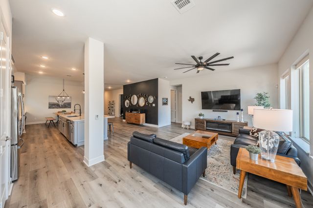 7545 Winterbloom Way, Fort Worth, TX 76123