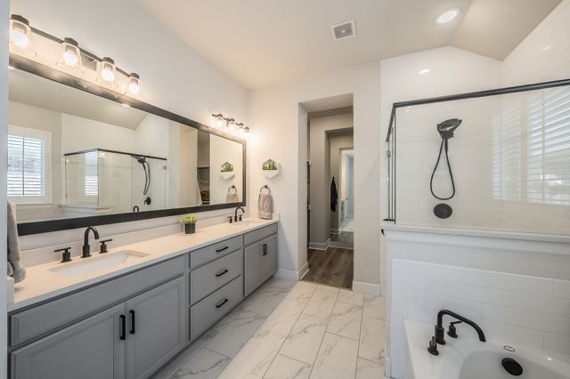 7545 Winterbloom Way, Fort Worth, TX 76123