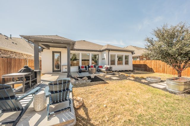 7545 Winterbloom Way, Fort Worth, TX 76123