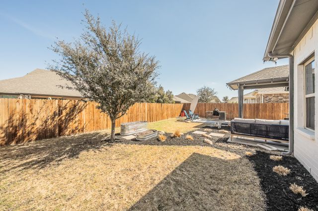 7545 Winterbloom Way, Fort Worth, TX 76123
