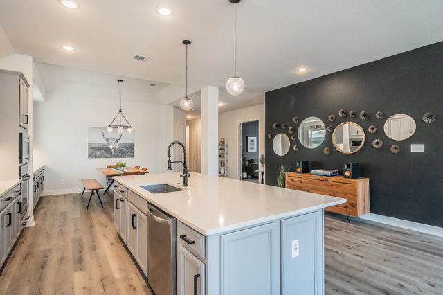 7545 Winterbloom Way, Fort Worth, TX 76123