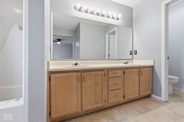 8016 Windham Lake Way, Indianapolis, IN 46214