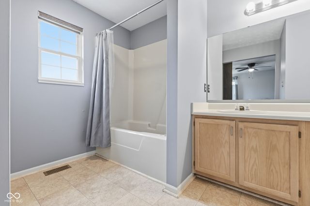 8016 Windham Lake Way, Indianapolis, IN 46214