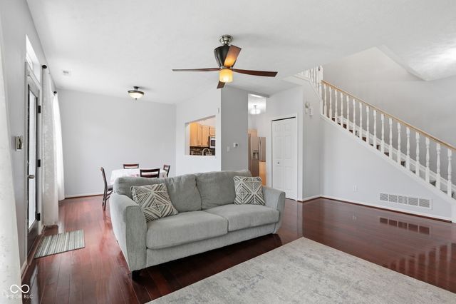 8016 Windham Lake Way, Indianapolis, IN 46214